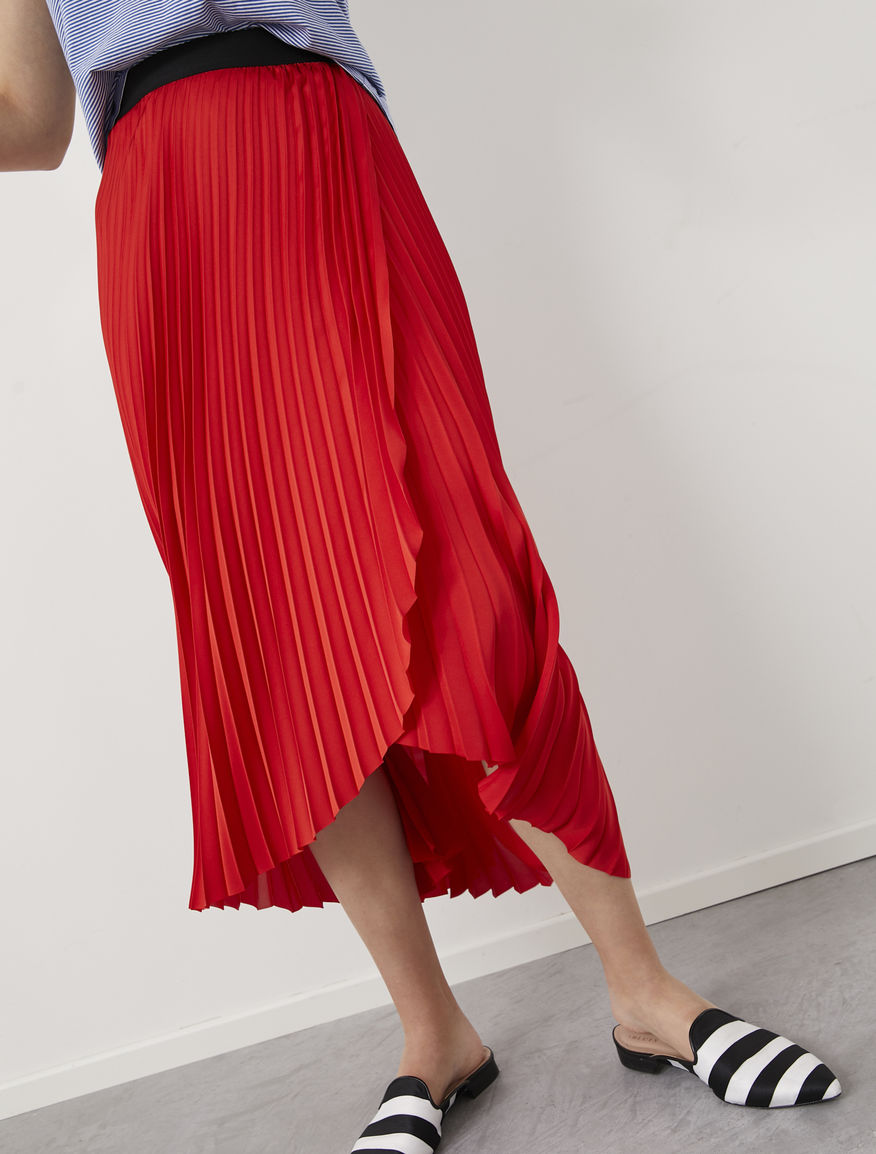 Pleated skirt Pleated skirt