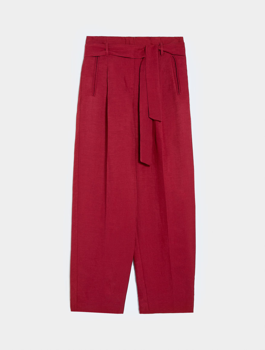 Pantaloni a carota Pantaloni a carota