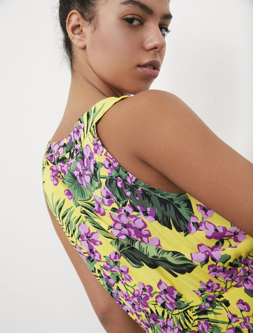 Asymmetric dress Asymmetric dress