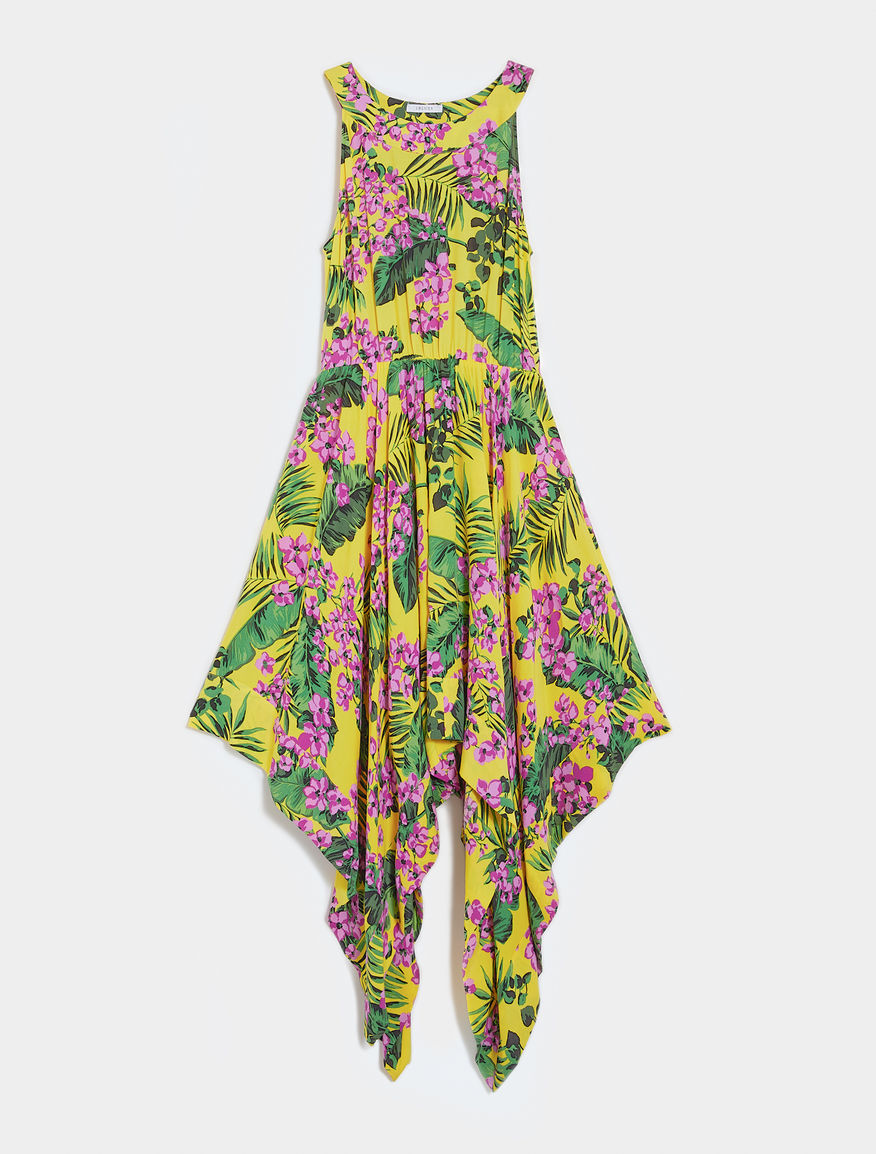 Asymmetric dress Asymmetric dress