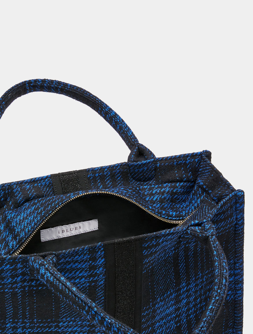 Patterned shopper Patterned shopper