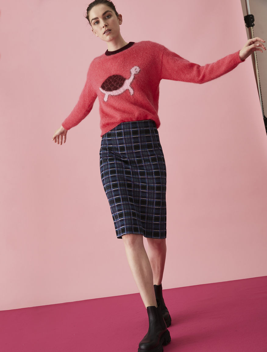 Fitted skirt Fitted skirt
