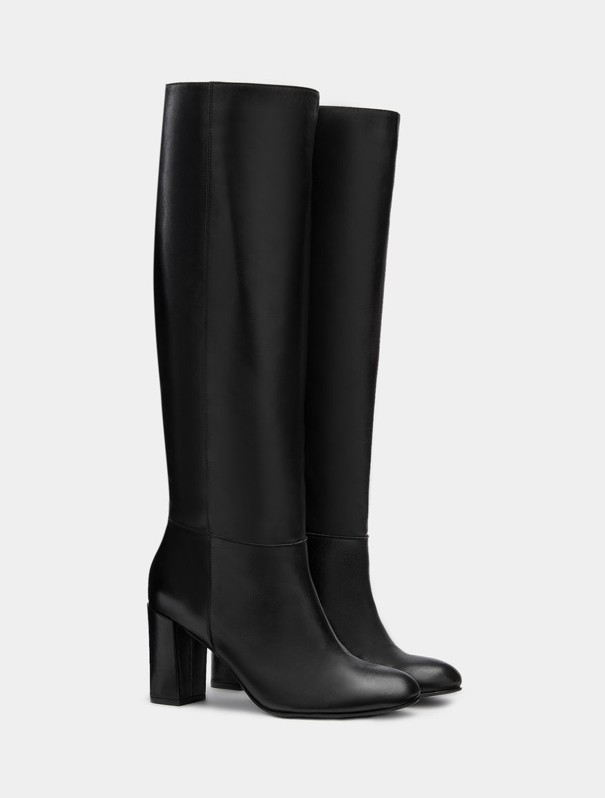 Leather boots Leather boots