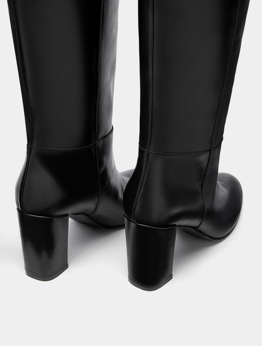 Leather boots Leather boots