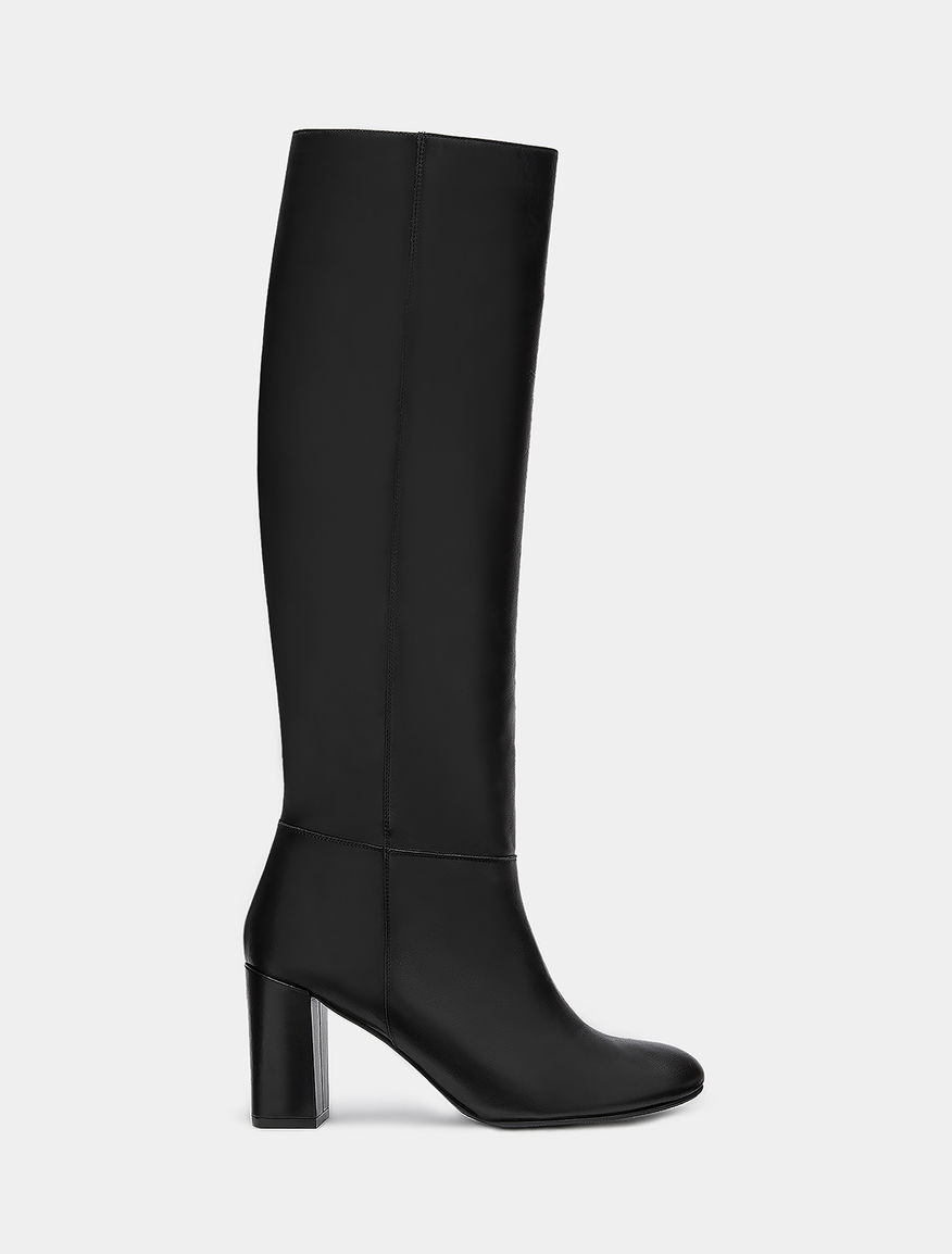 Leather boots Leather boots