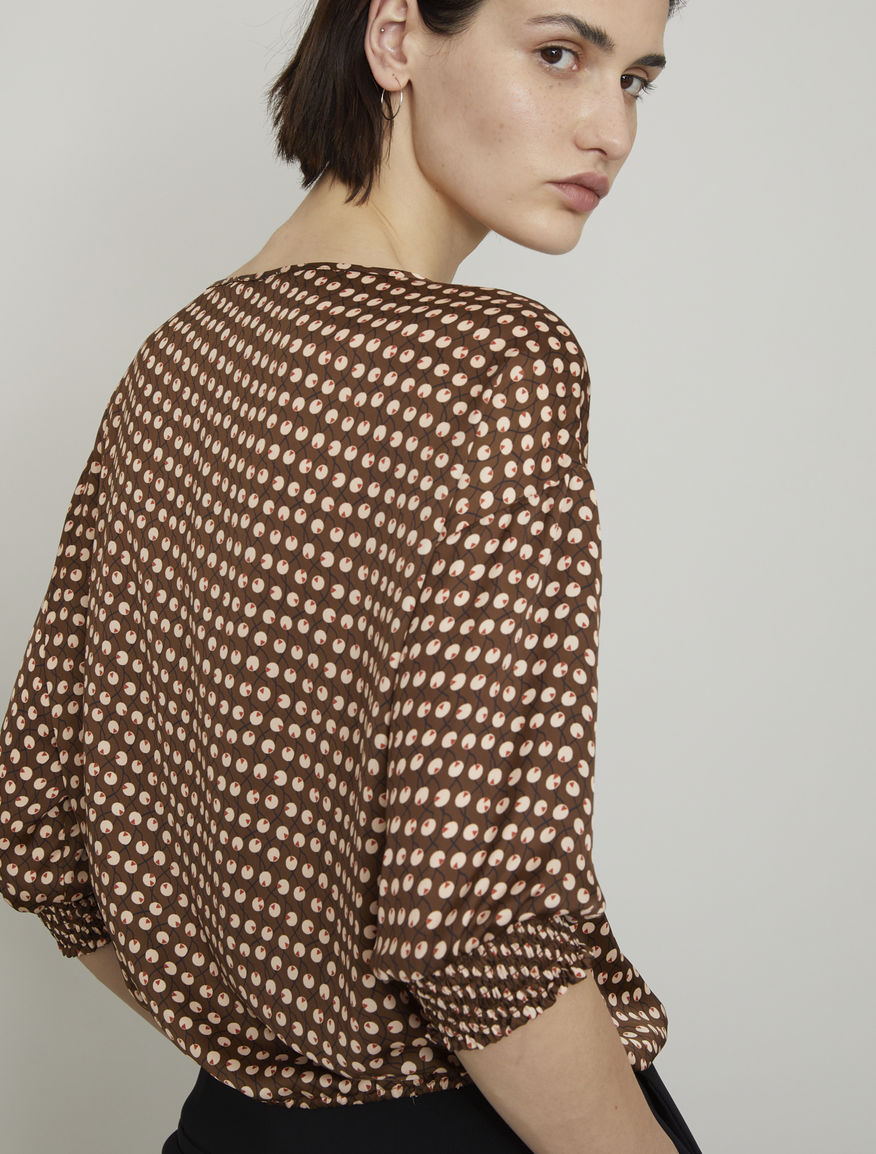 Fluid blouse Fluid blouse