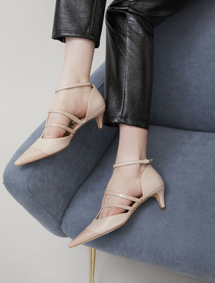 Pointed-toe court shoes Pointed-toe court shoes