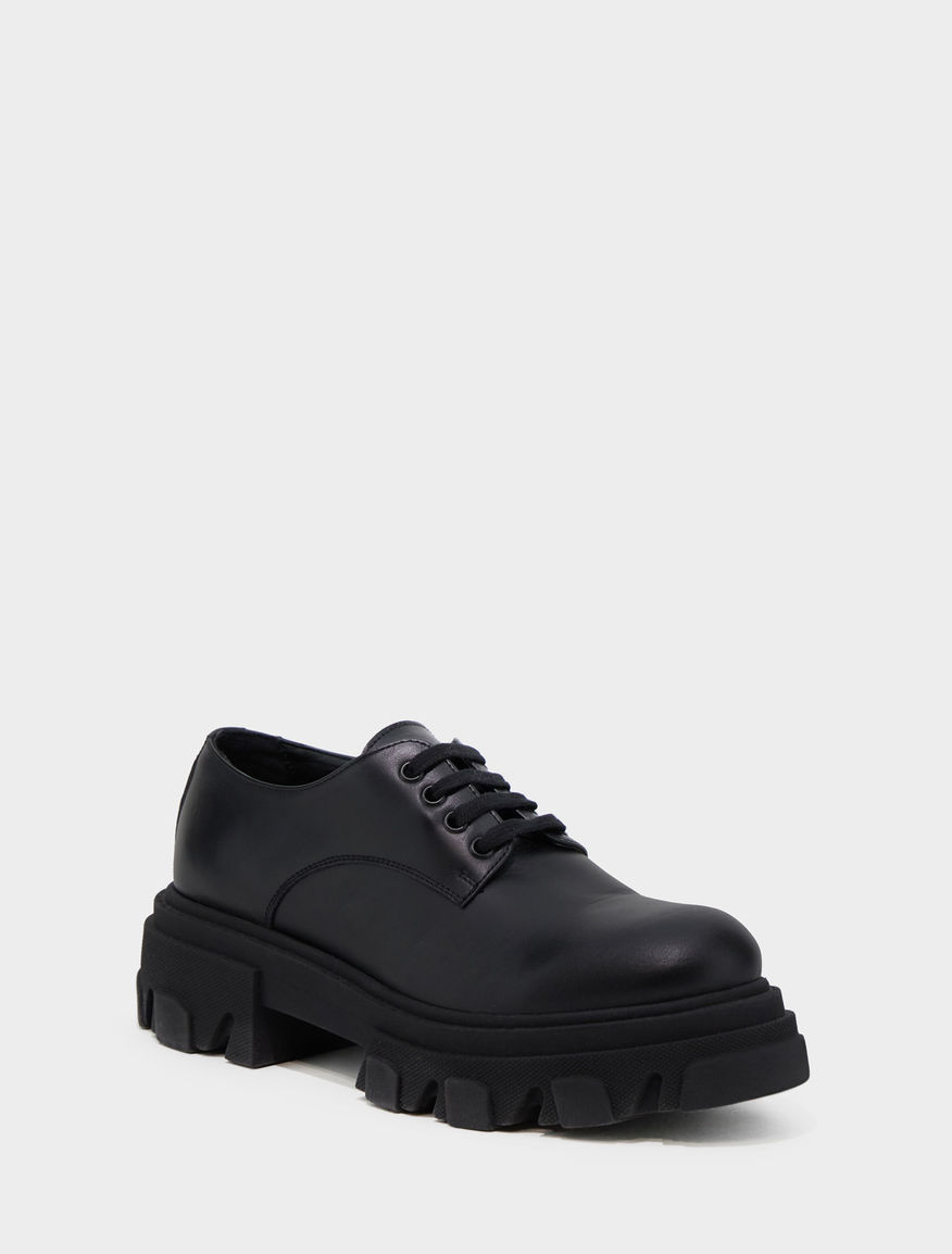 Leather shoes Leather shoes