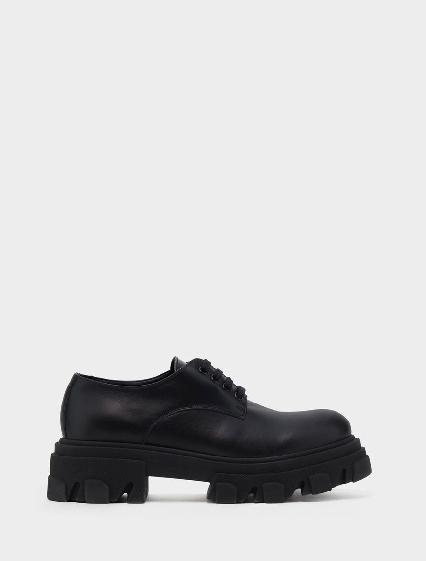 Leather shoes Leather shoes