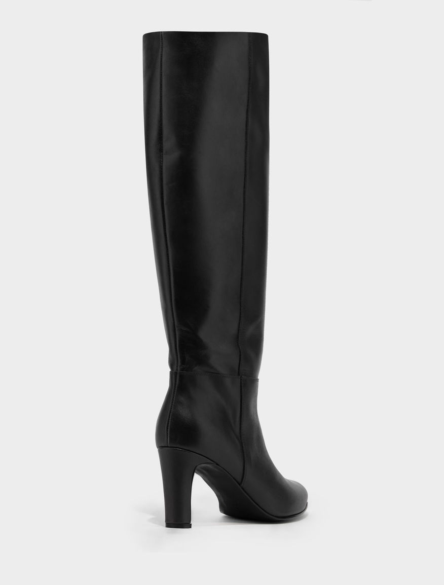 Leather boots Leather boots