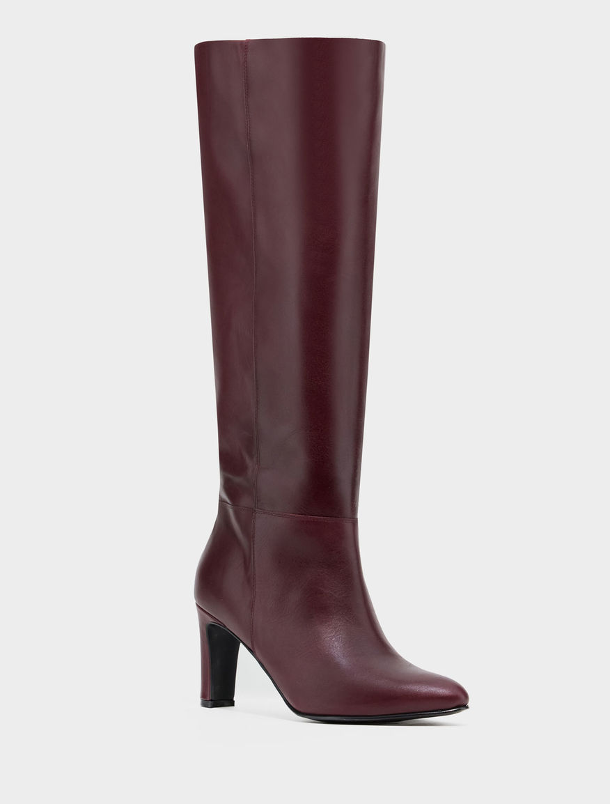 Leather boots Leather boots