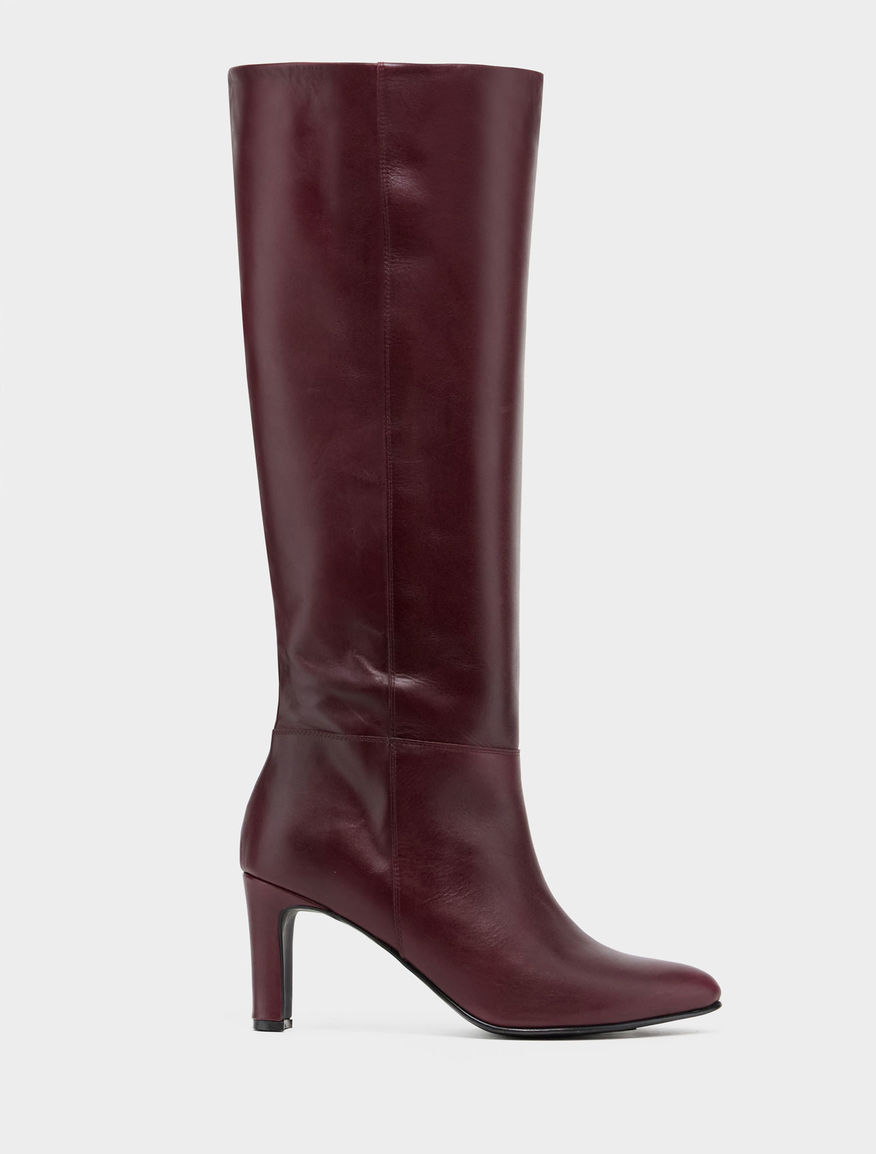 Leather boots Leather boots