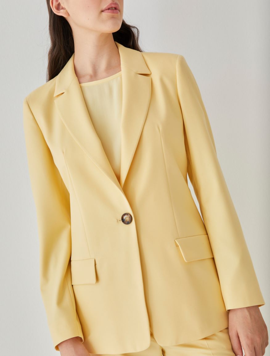 Flowing blazer Flowing blazer