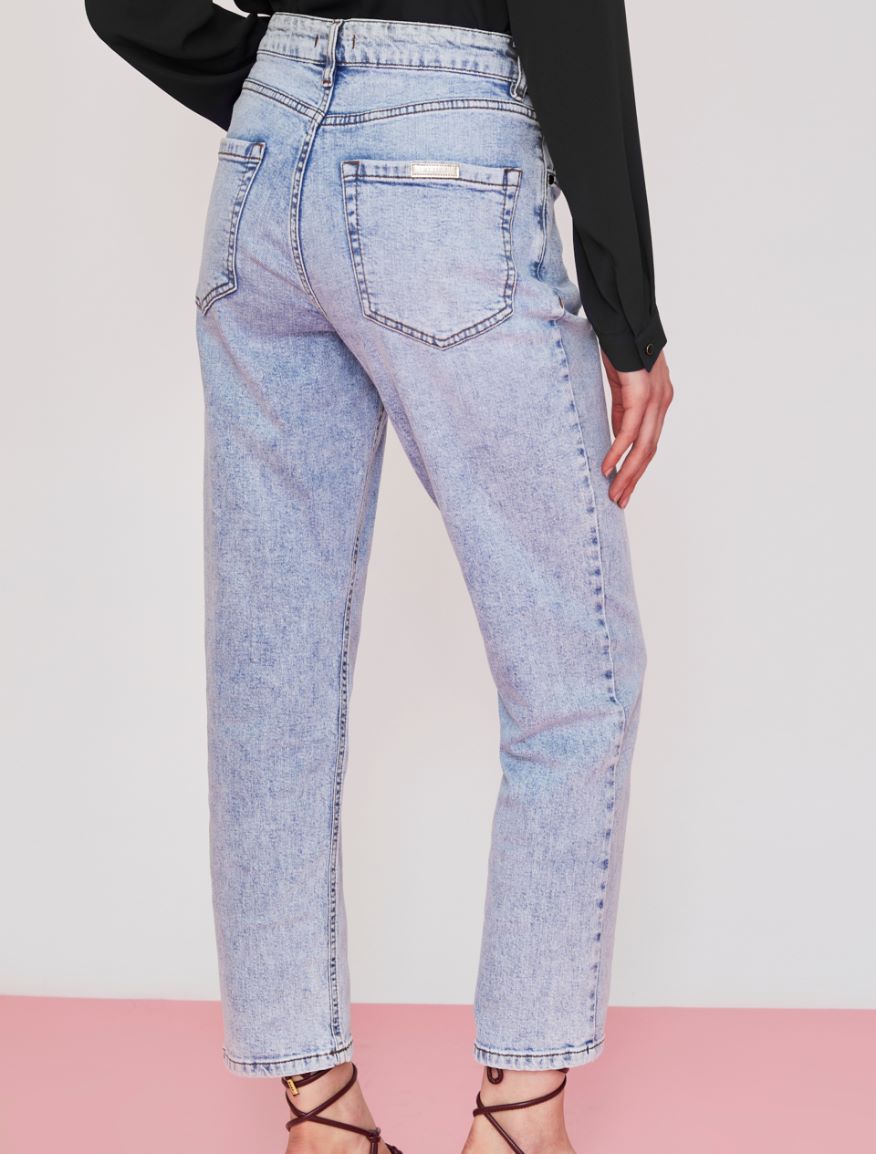 Boy-fit jeans Boy-fit jeans