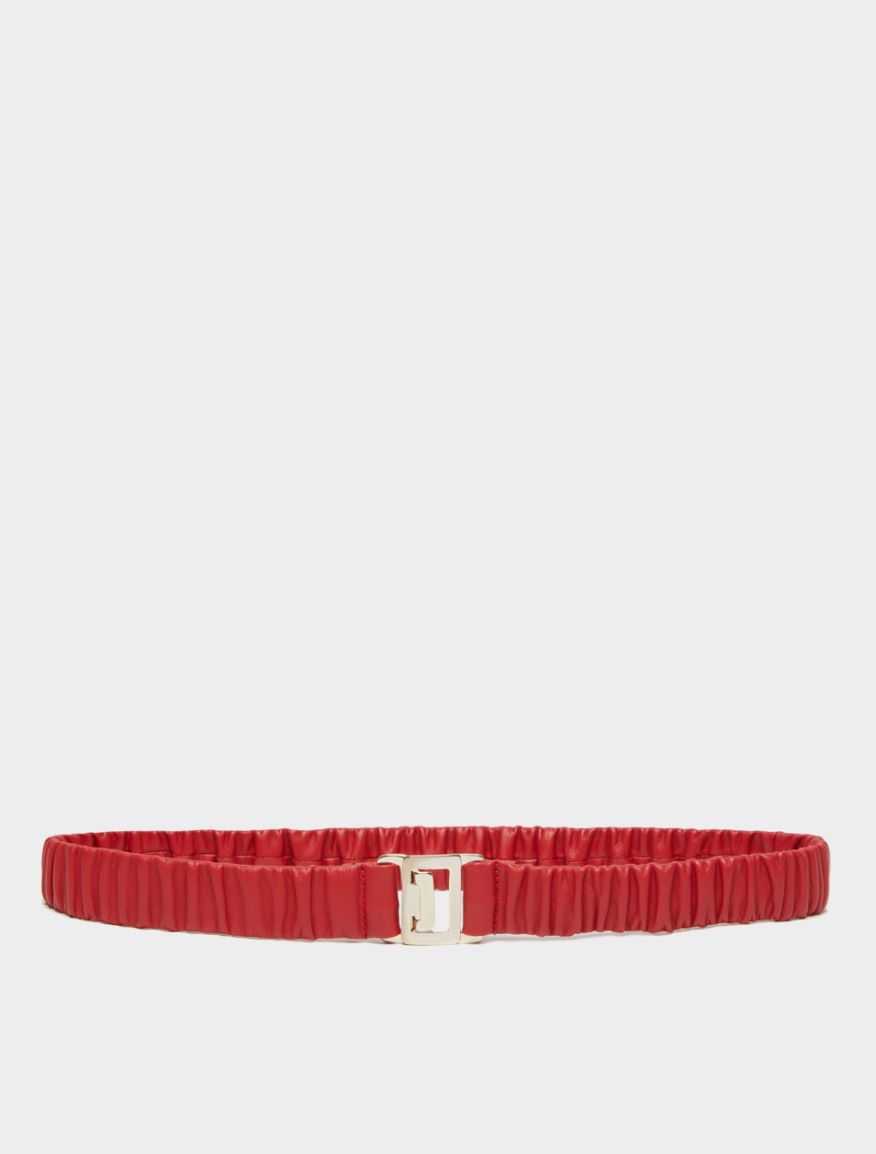 Gathered belt Gathered belt