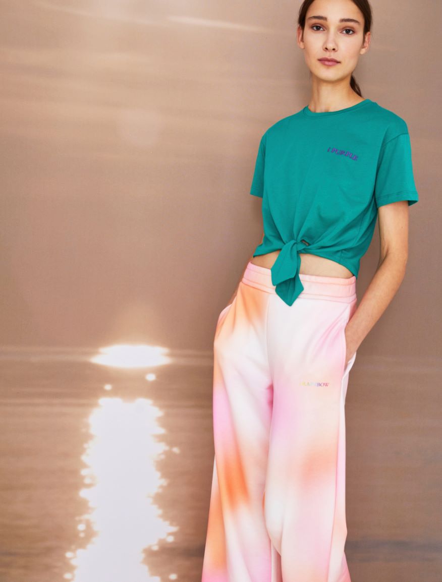 T-shirt ricamata T-shirt ricamata