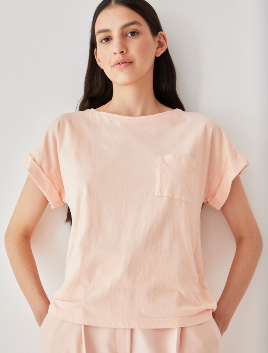 Boxy-fit T-shirt Boxy-fit T-shirt