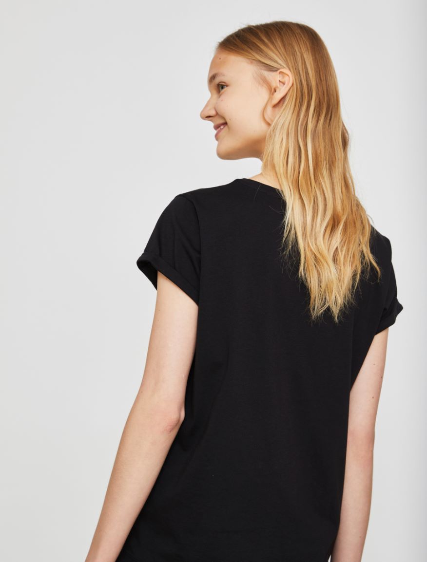 Relaxed-fit T-shirt Relaxed-fit T-shirt