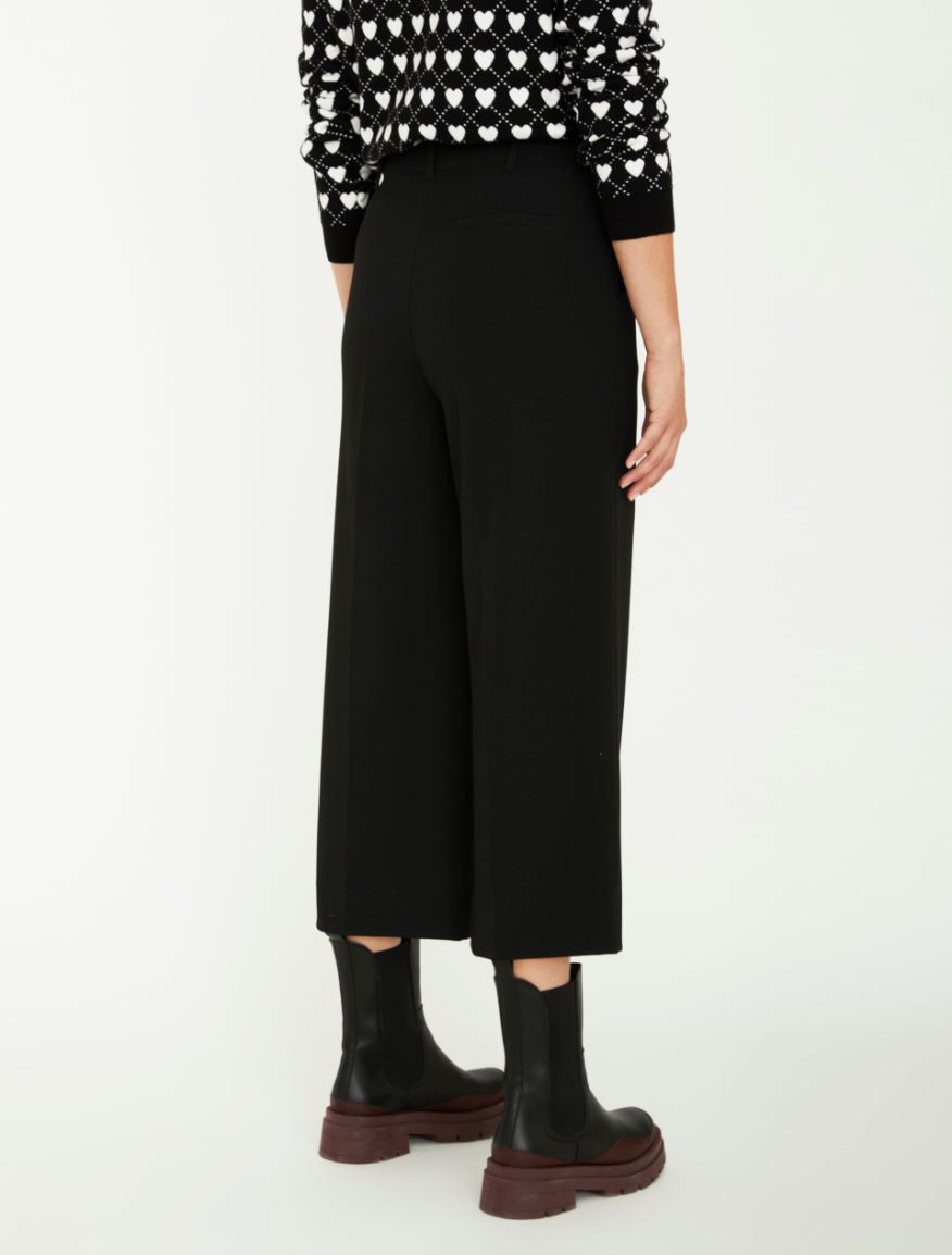 Wide-leg trousers Wide-leg trousers
