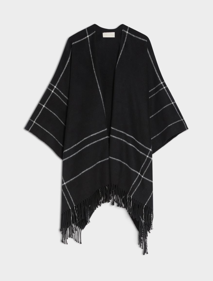 Fringed cape Fringed cape