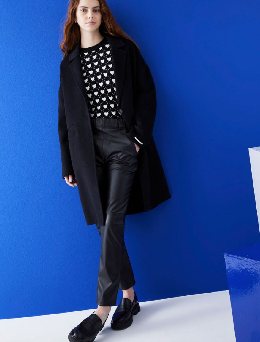 Slim-fitting trousers Slim-fitting trousers