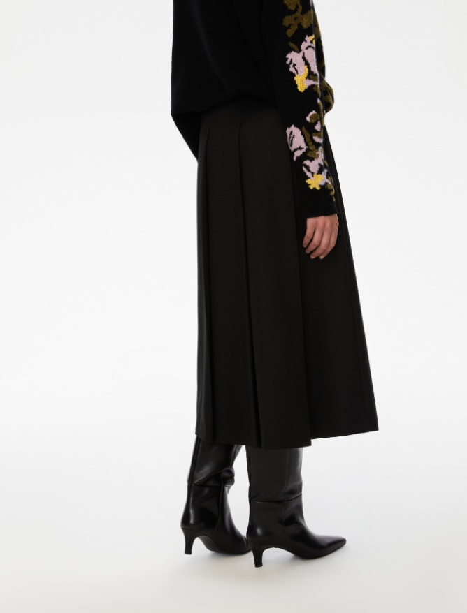 Pleated skirt - 