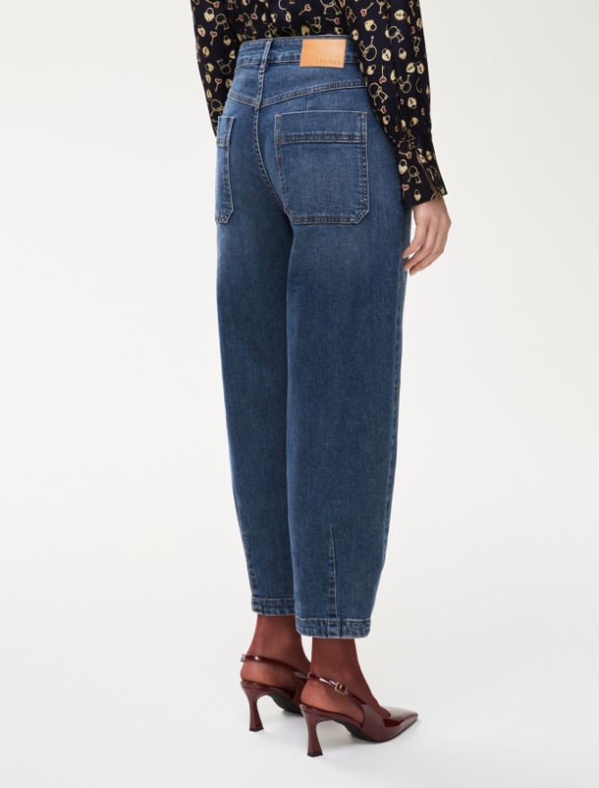 Carrot-fit jeans - 