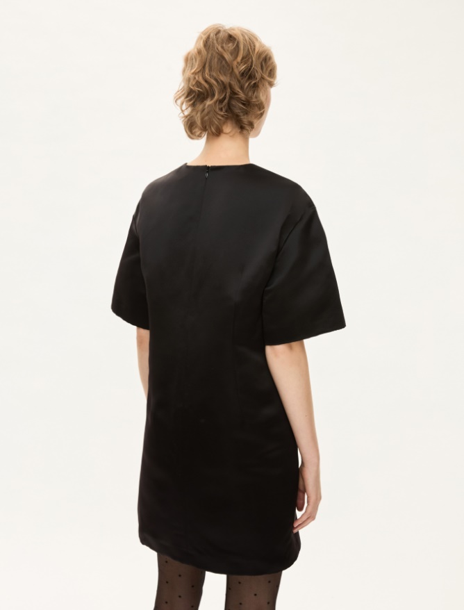 Fitted-waist dress - 