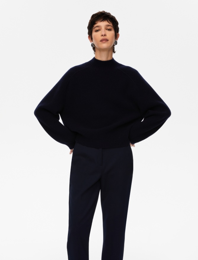 Straight-fit sweater - 