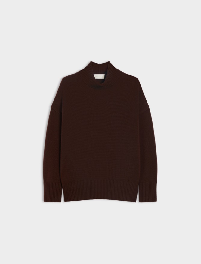 Oversized polo-neck sweater -
