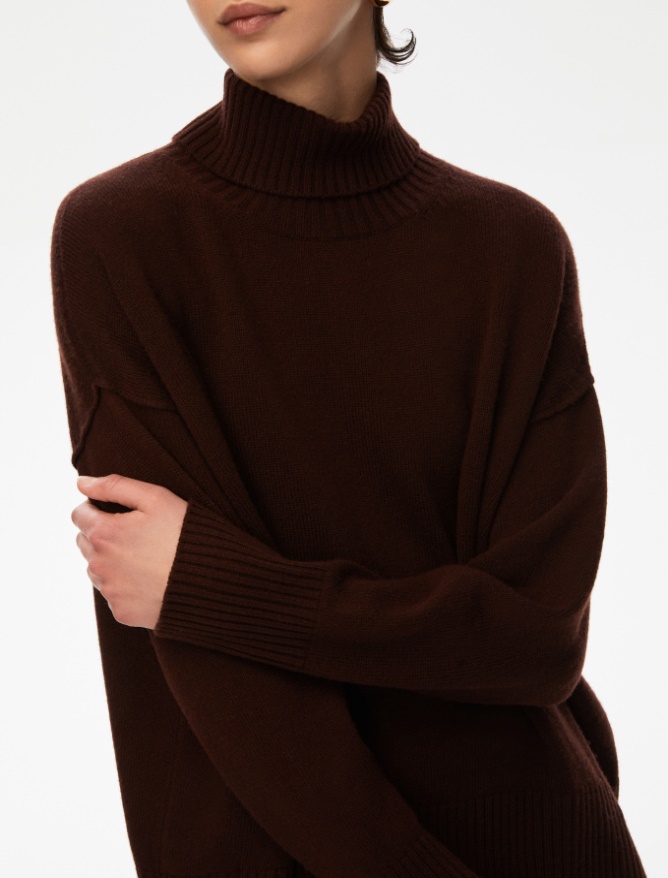 Oversized polo-neck sweater - 