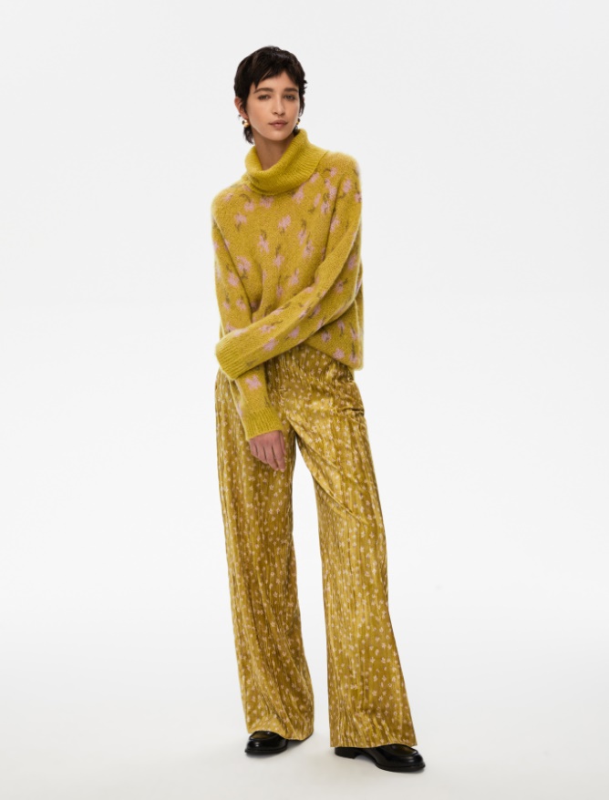 High-neck sweater - 