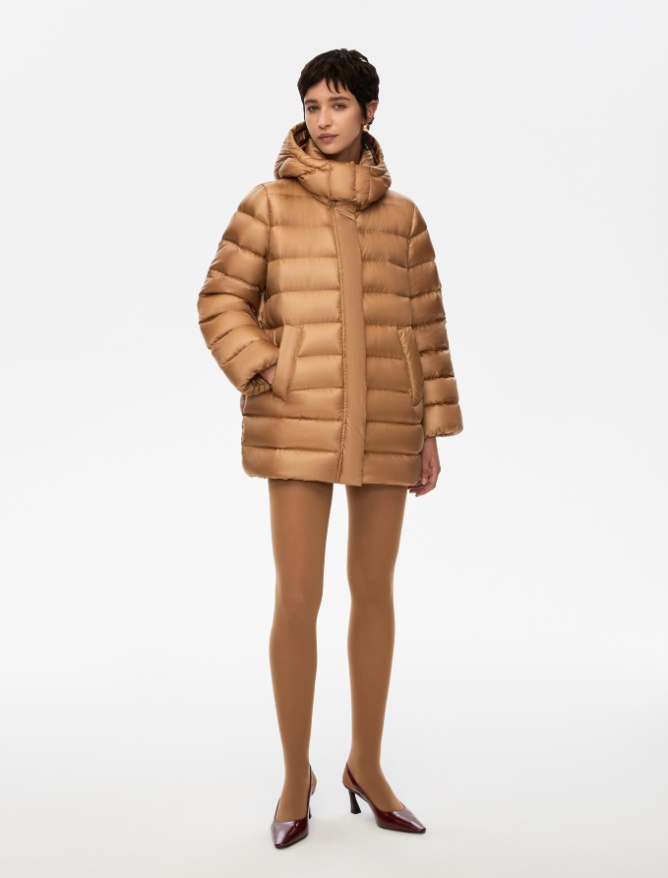 Egg-shaped down jacket - 