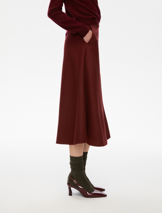 Flared skirt - 