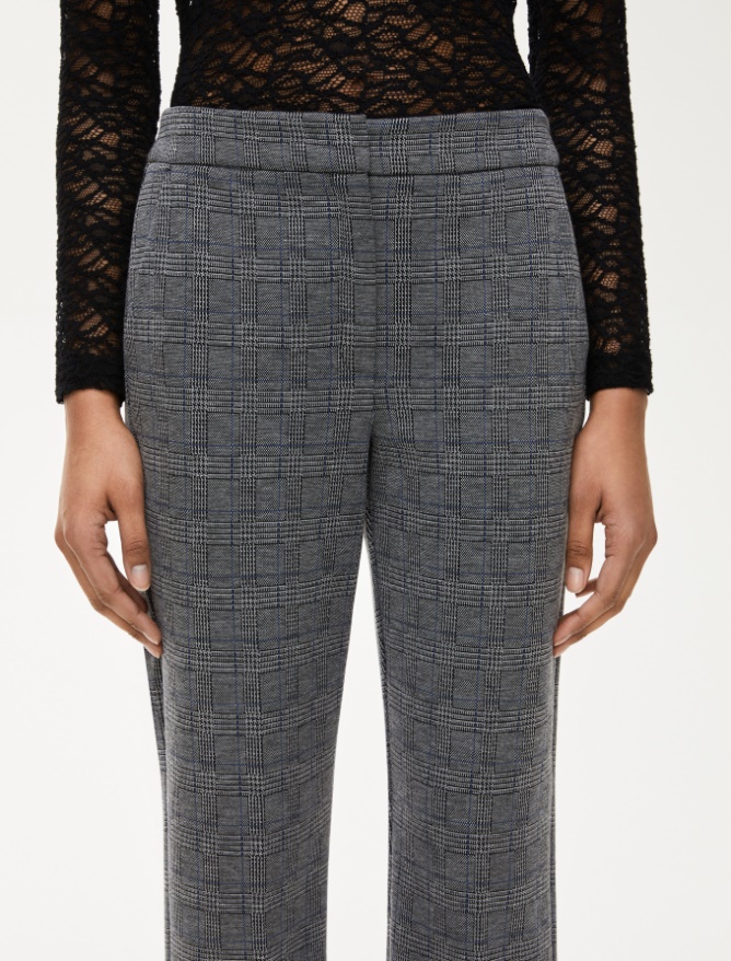 Pantaloni semiaderenti - NERO