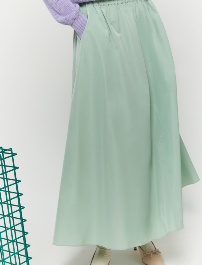 Flared skirt - 
