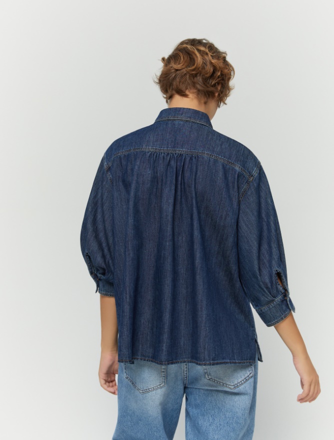 Oversized shirt - 
