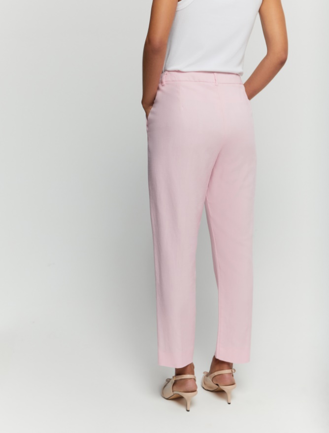 Semi-fitted trousers - 