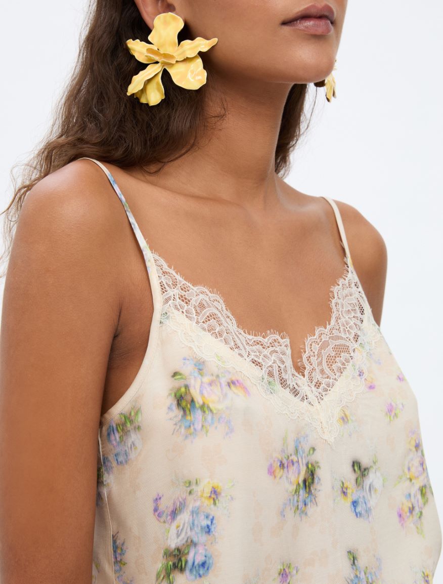 Figure-skimming top - CREAM - Iblues - 3