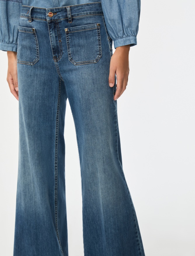 Flared jeans - 