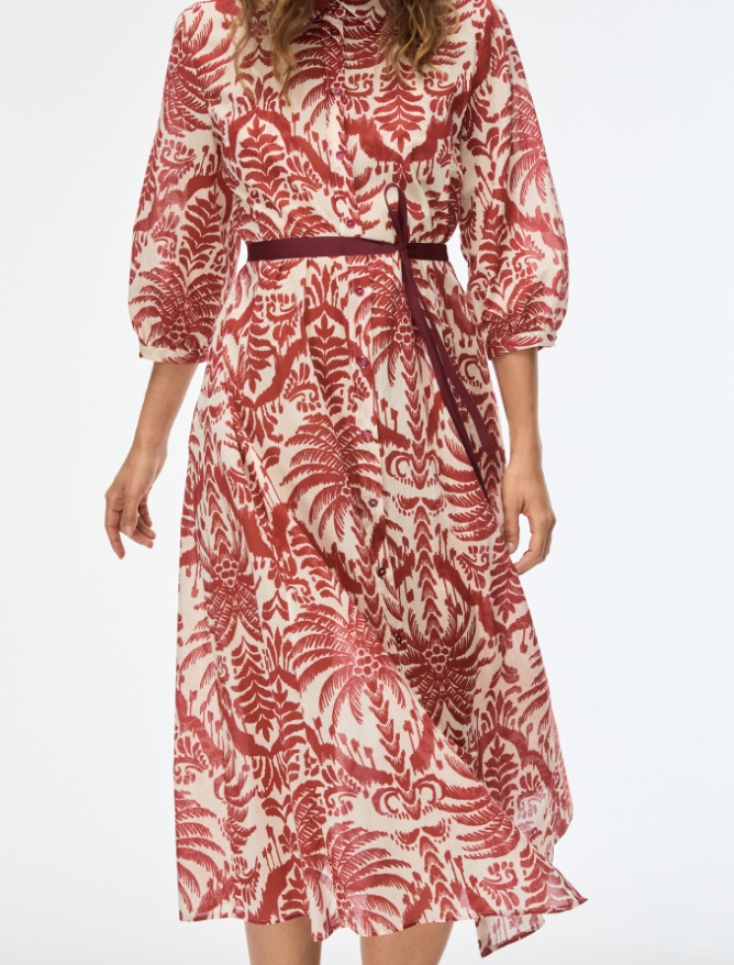 Flared, figure-skimming dress - 