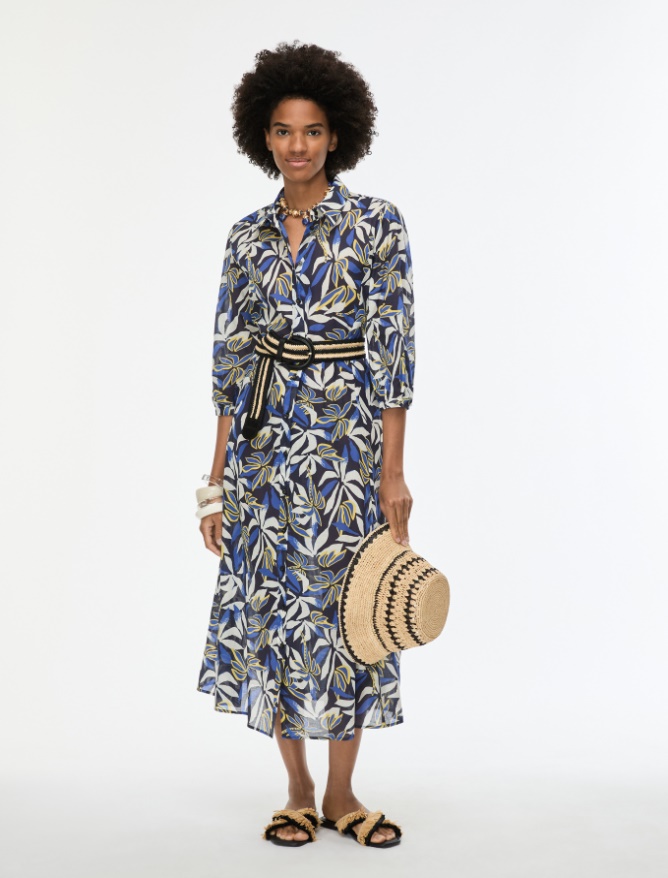 Flared, figure-skimming dress - 