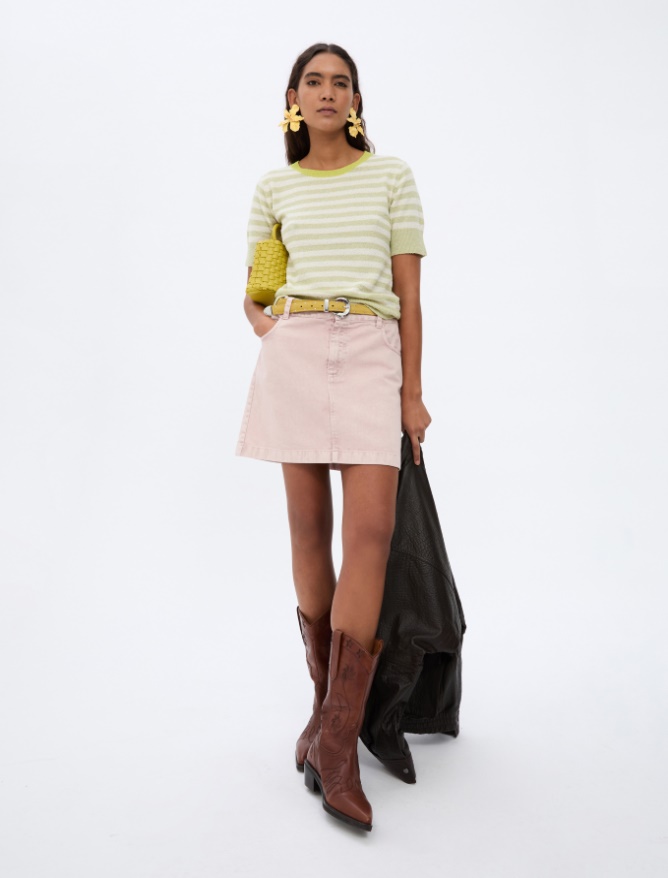 Semi-fitted sweater - 