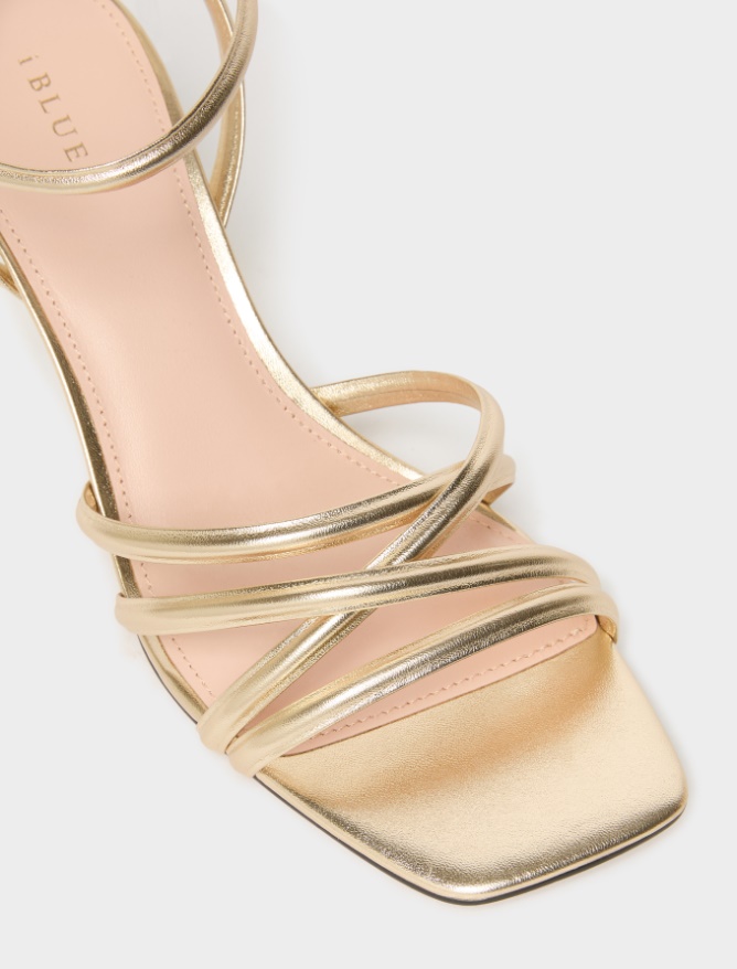 Strappy sandals - 