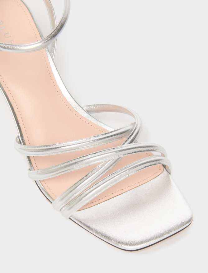 Strappy sandals - 