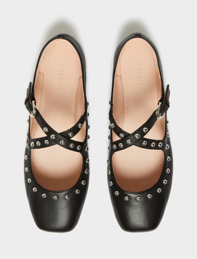 Studded ballet flats - 