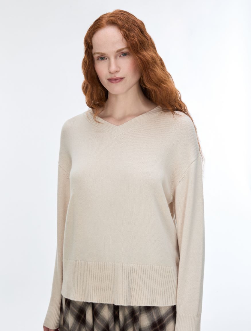 Wool and cashmere-blend V-neck jumper - CREAM - iBlues